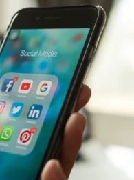 Intelligent Social Media