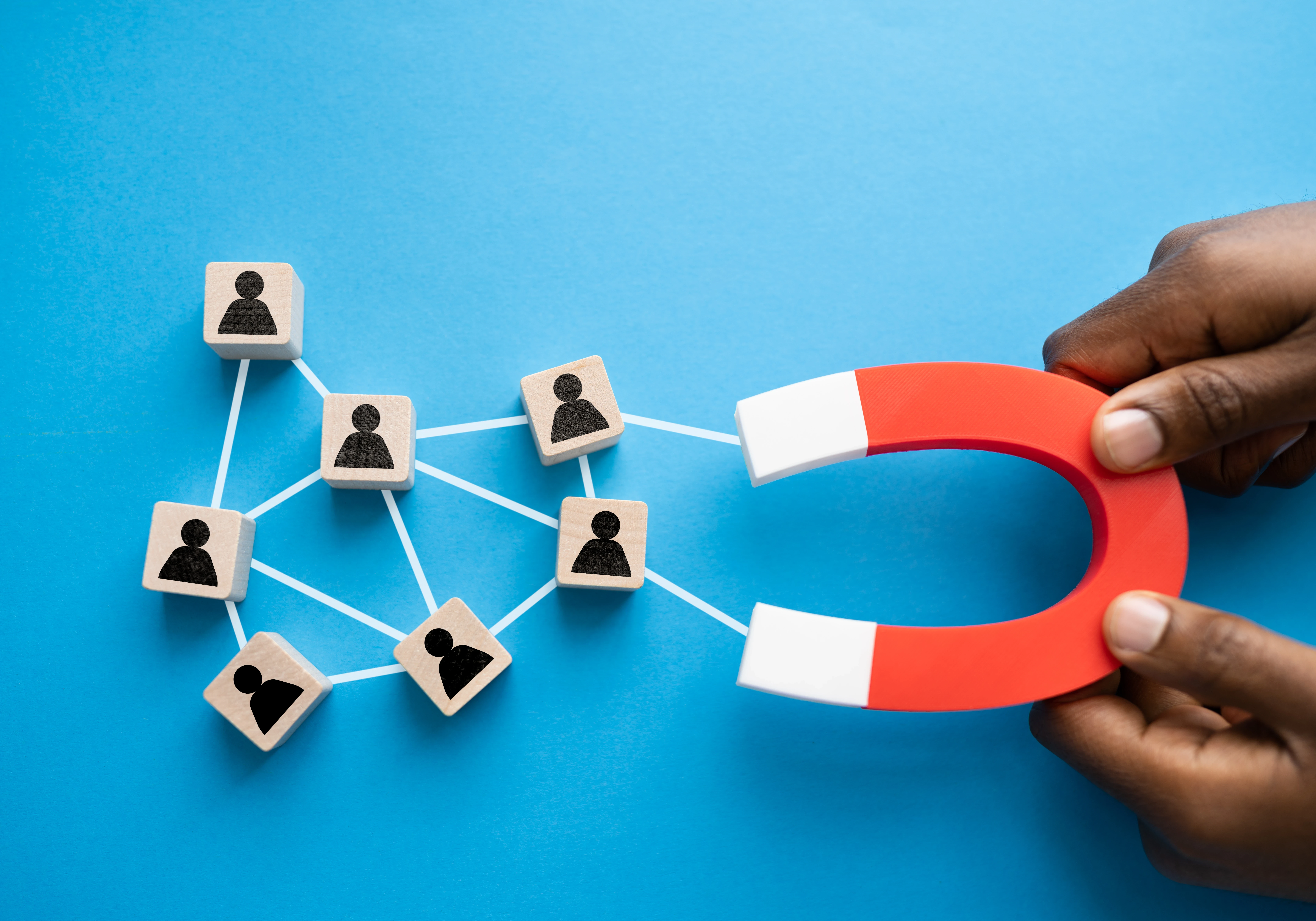 A magnet attracting leads